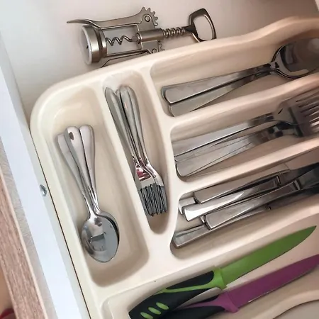 първа линия лазур 아파트